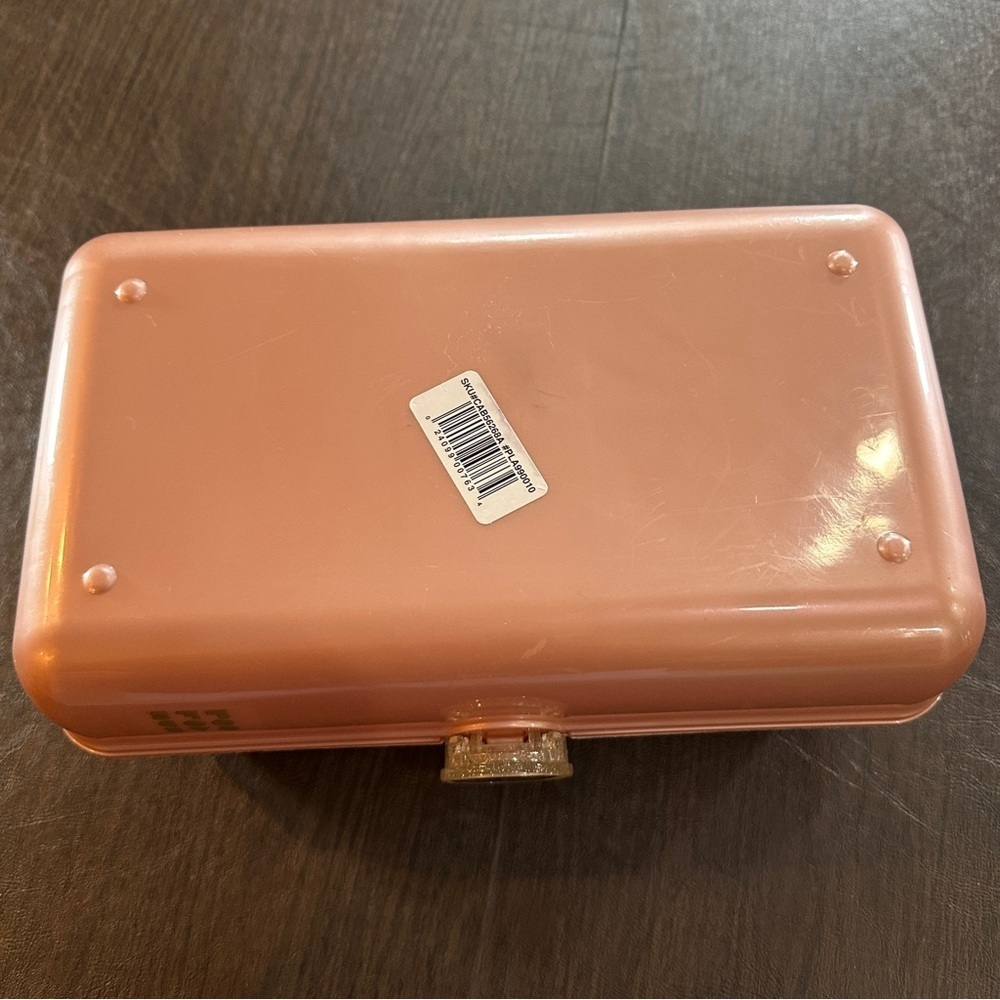 Light Pearly Pink Caboodle Latched Make-Up Case with Mirror - Picture 9 of 11